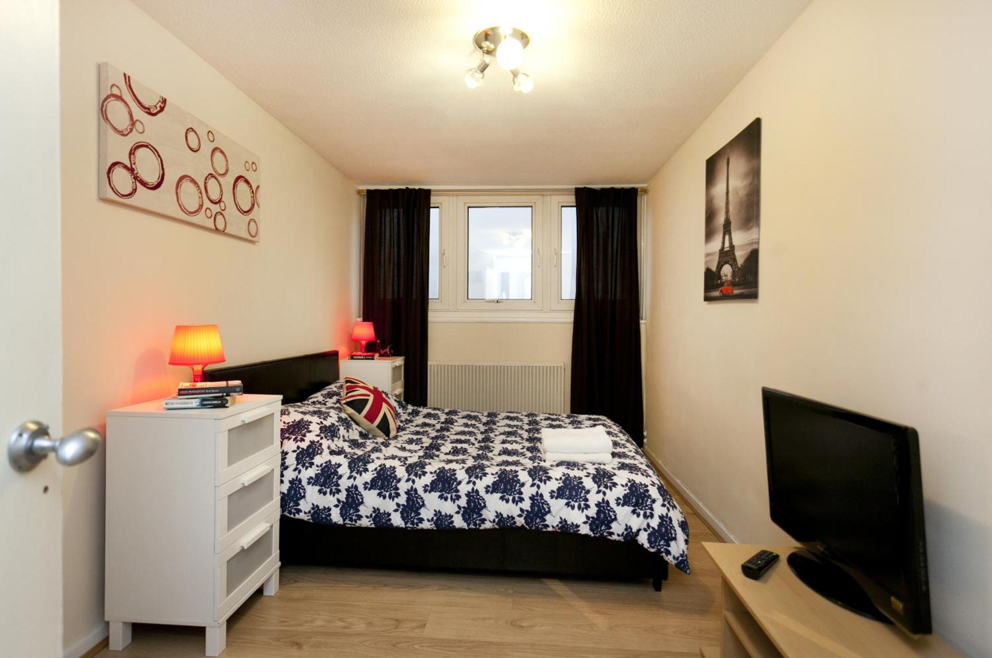 Emporium Apartments: Spacious City Centre Living with Full Kitchen Nottingham Room photo