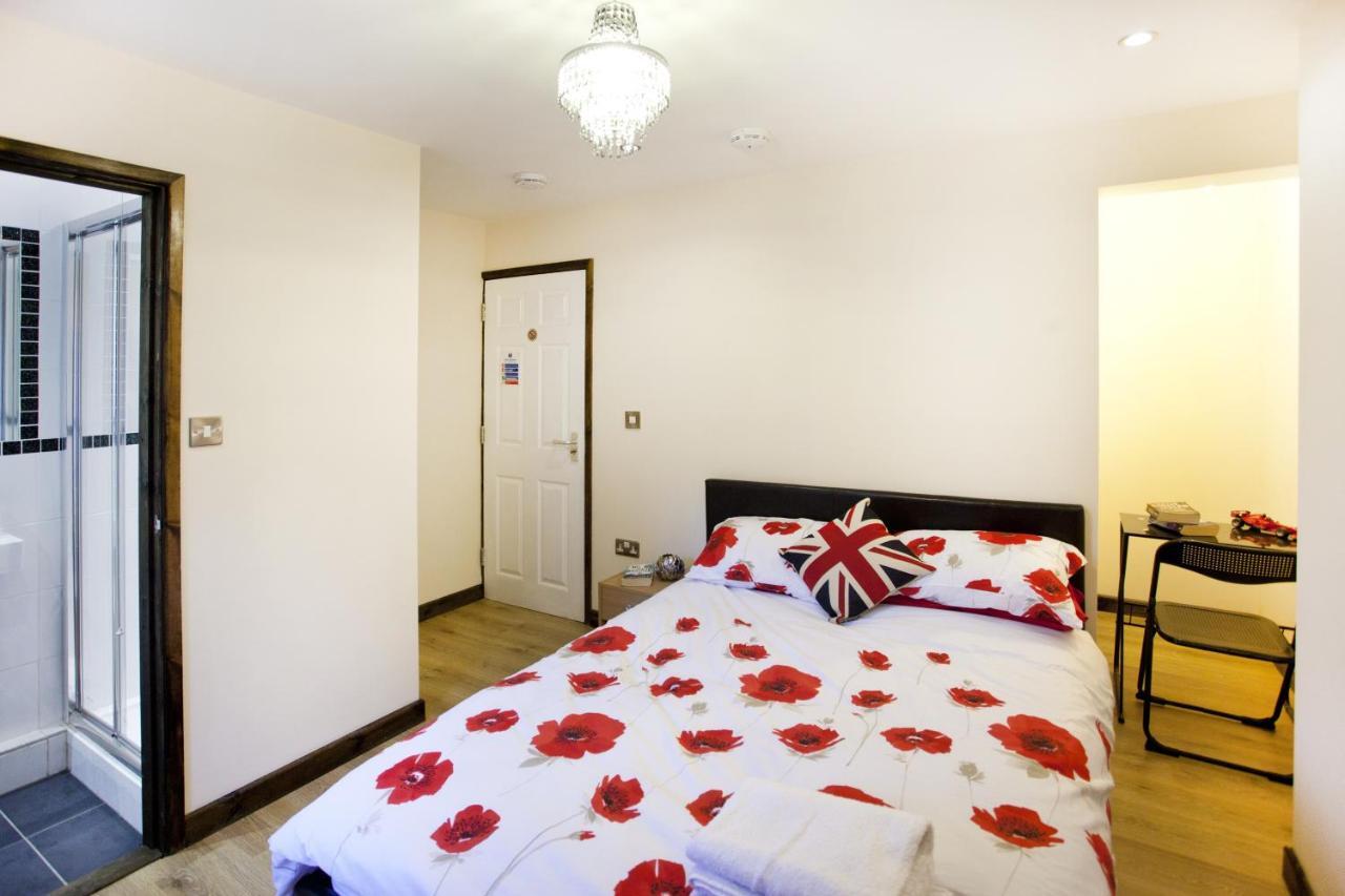 Emporium Apartments: Spacious City Centre Living with Full Kitchen Nottingham Room photo